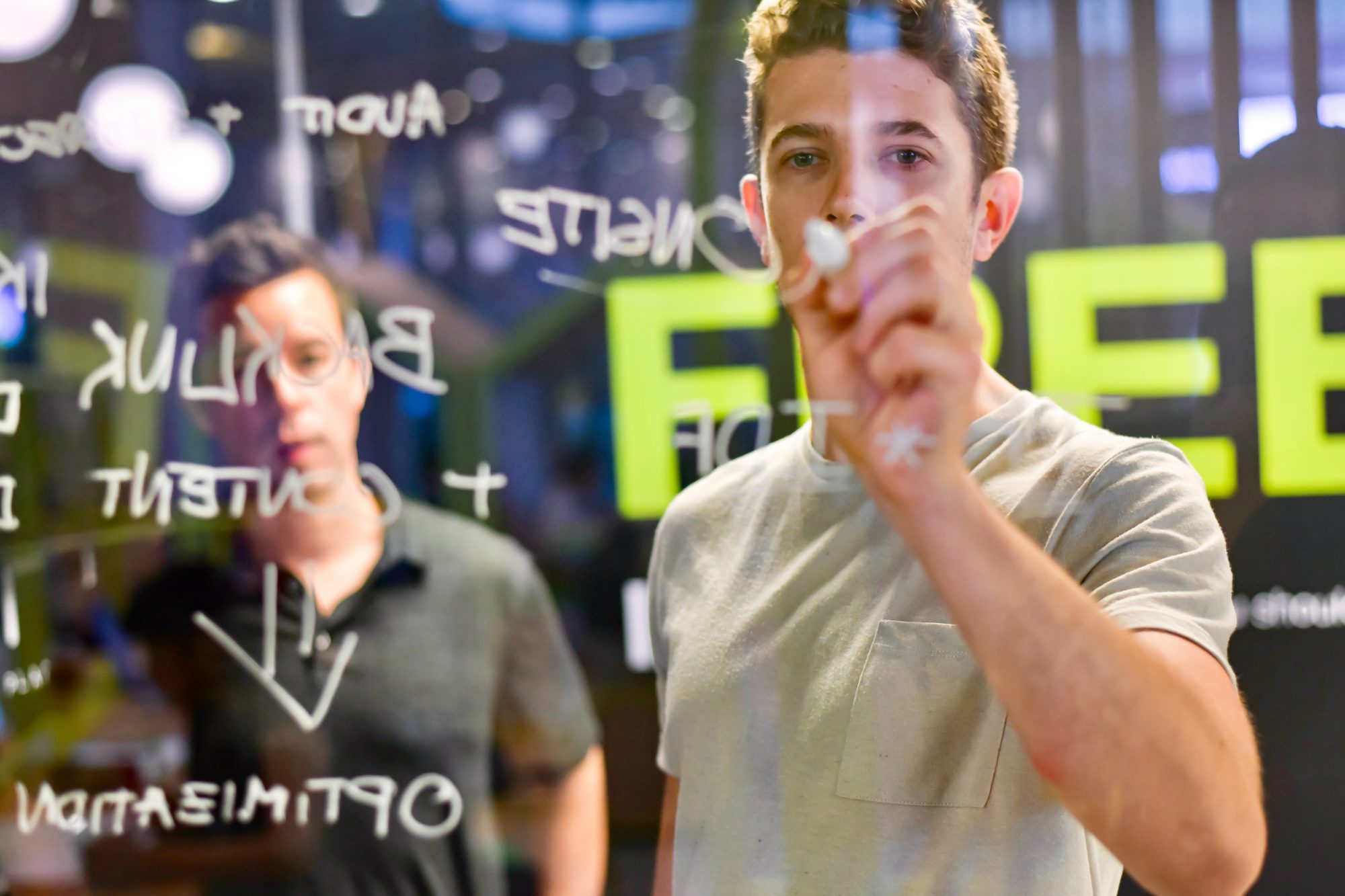 HOW TO WRITE A MARKETING PLAN FOR YOUR FITNESS BUSINESS